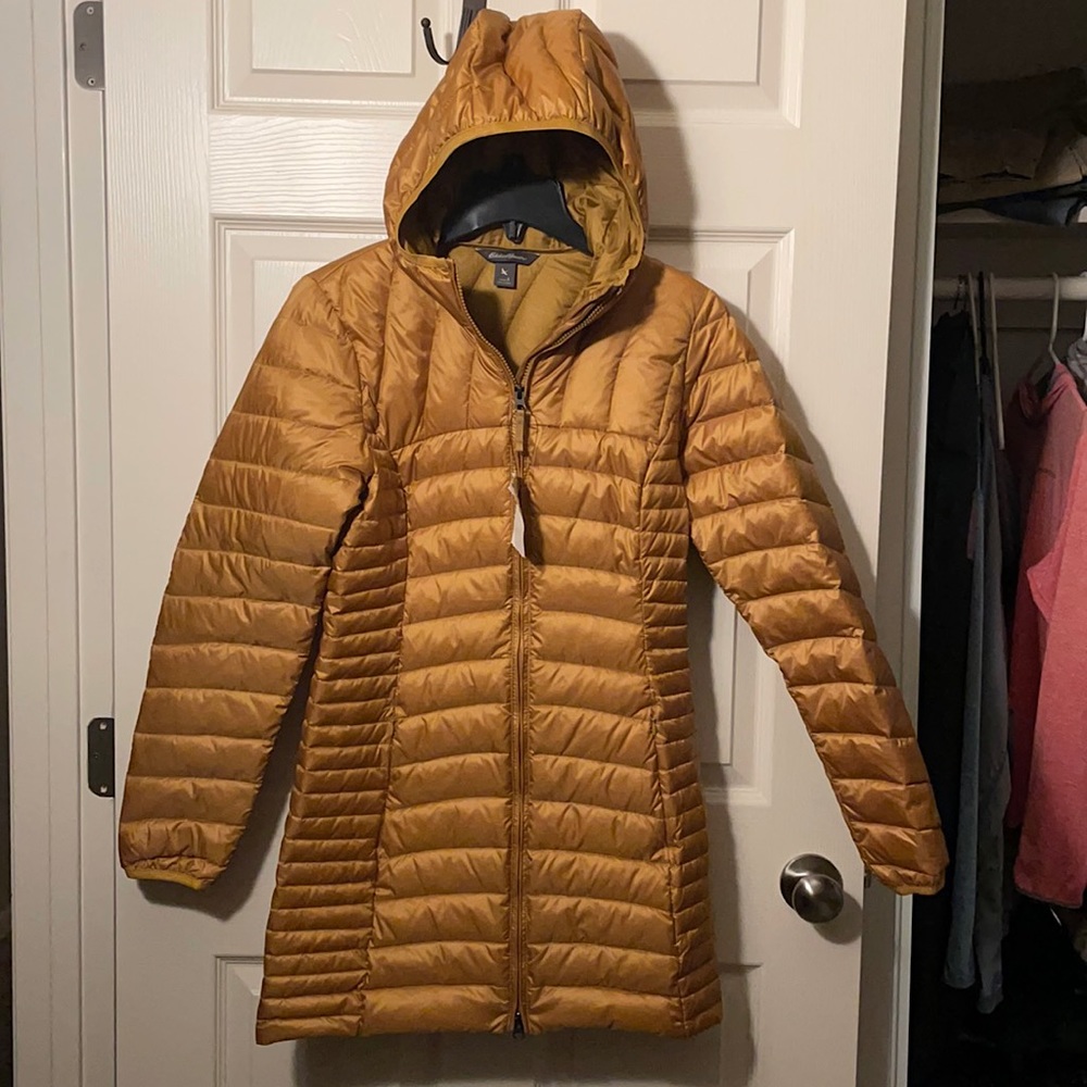 Women’s Eddie Bauer Astoria hooded parka size sm